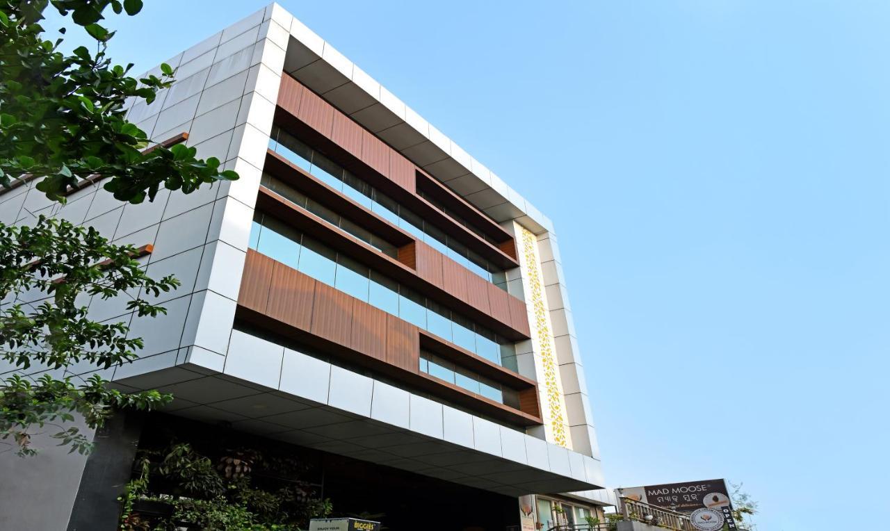 Treebo Lazystay Grand Patia Bhubaneswar Bagian luar foto